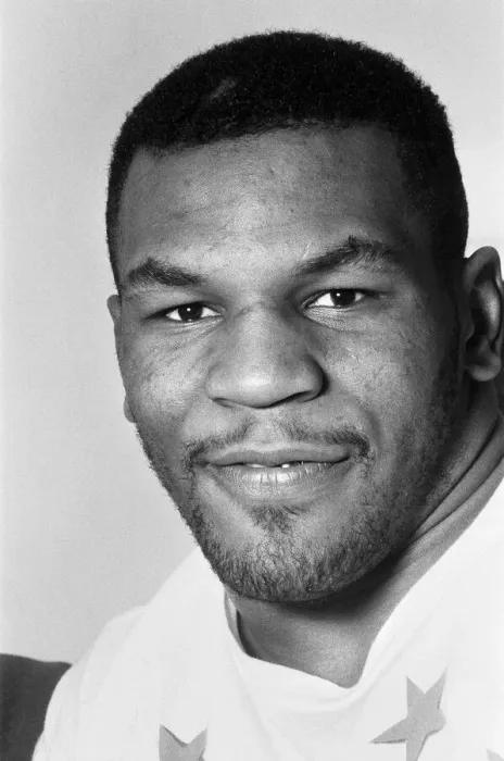 Framed Print : Mike Tyson in London to see Frank Bruno against James Quick'Tillis Framed Print : Mike Tyson in London to see Frank Bruno against James Quick'Tillis