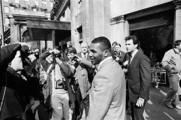 Framed Print : Mike Tyson in London to see Frank Bruno against James Quick'Tillis Framed Print : Mike Tyson in London to see Frank Bruno against James Quick'Tillis