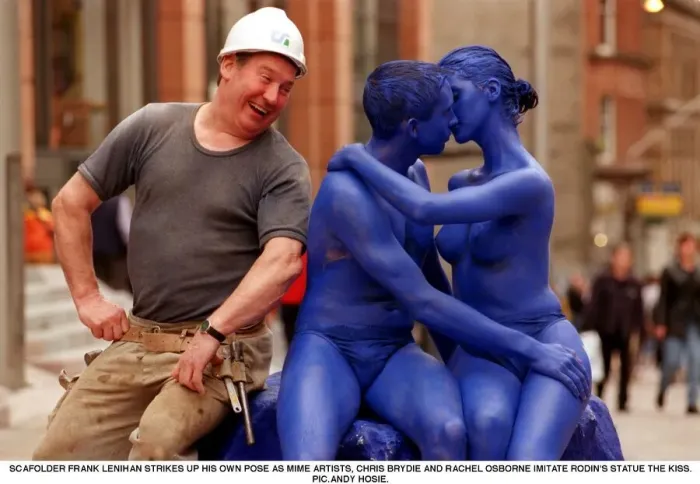 Framed Print : Mime artists Chris Brydie and Rachel Osborne recreate the Kiss, a statue by Rodin Framed Print : Mime artists Chris Brydie and Rachel Osborne recreate the Kiss, a statue by Rodin