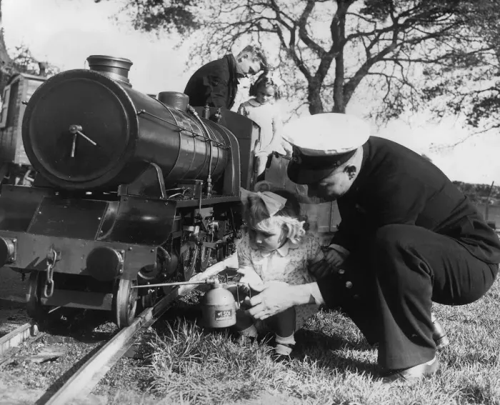Framed Print : Minature Railway Privately owned railway run by 17 year old Eric Thurston