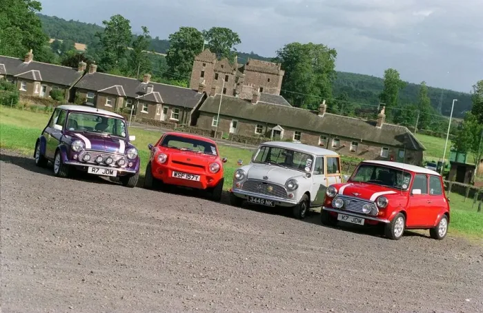 Framed Print : Mini cars August 1998. Collection of cars owned by Jim and Janet Munro (LtoR