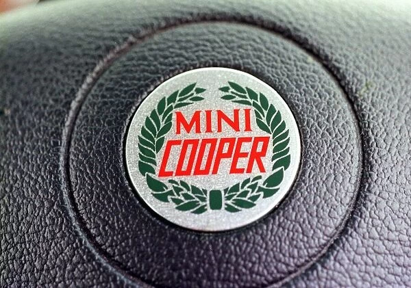 Mini Cooper Logo Trademark on steering wheel, May 1999