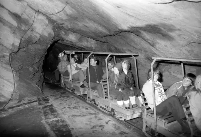 Framed Print : Mining: Industry: Britains Ugliest Beauty Spot': Blaenau Ffestiniog