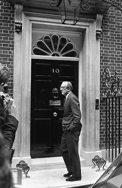 Ministers in Downing Street during talks between Alec Douglas-Home