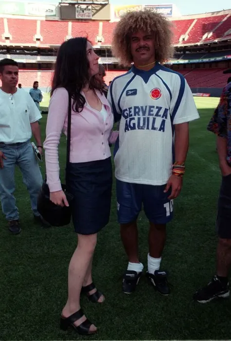 Framed Print : Mirror girl Charlotte Kemp with Colombia Football 1998 team player Carlos Framed Print : Mirror girl Charlotte Kemp with Colombia Football 1998 team player Carlos