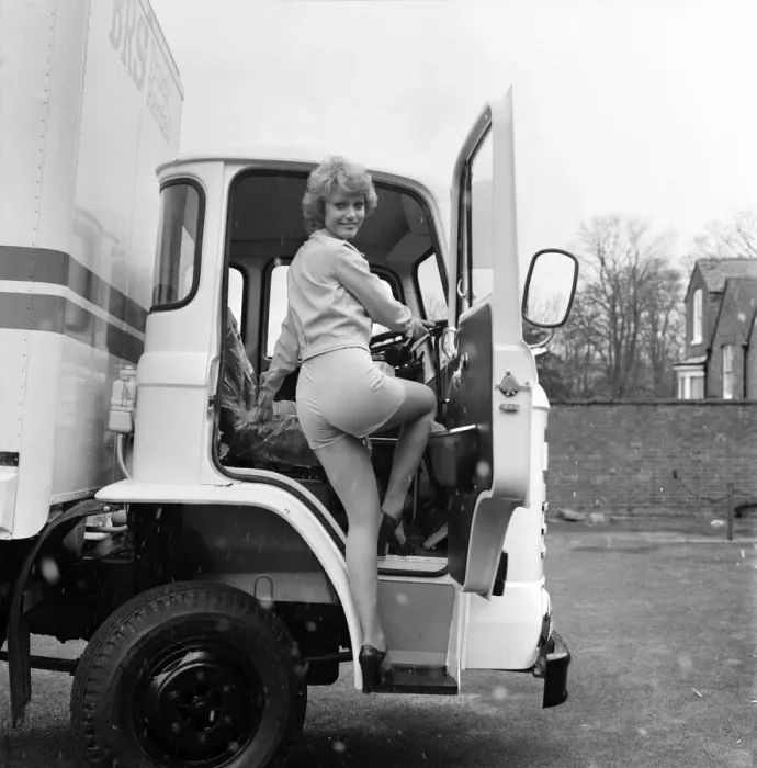 Framed Print : Miss Elaine Jent a heavy goods lorry driver with B. R. S. April 1975 75-1834