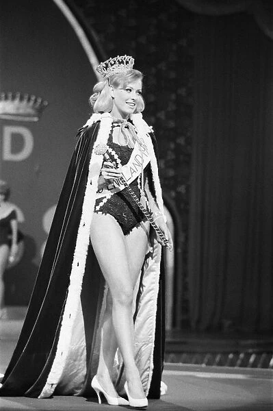 Miss England Beauty Competition 1968, the Lyceum Ballroom, London, Friday 26th April 1968