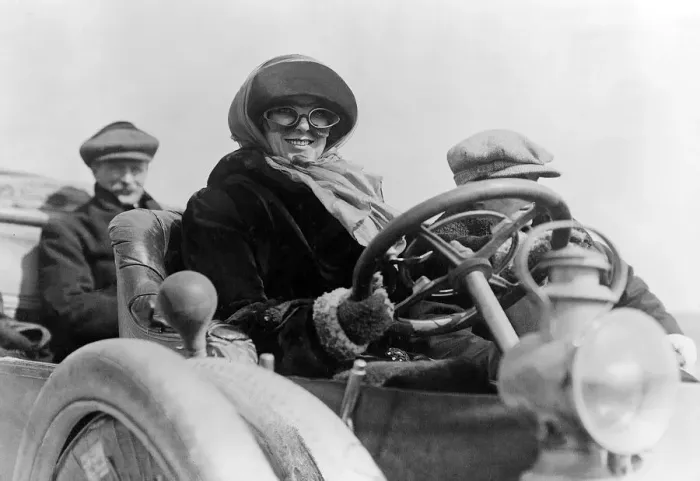 Framed Print : Miss Hariet Quimbey driving her car April 1912 She was the first woman in the UK to