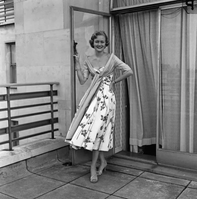 Framed Print : Miss Helen Landon, the American Maid of Cotton for 1957, at the Westbury Hotel Framed Print : Miss Helen Landon, the American Maid of Cotton for 1957, at the Westbury Hotel