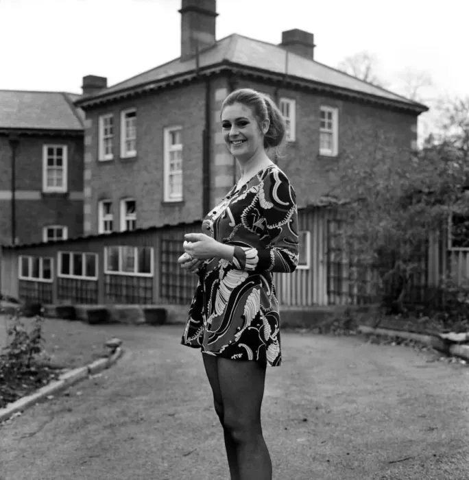 Framed Print : Miss Pat Browne (21) who is an assistant nurse or helper at the Alexandra House Framed Print : Miss Pat Browne (21) who is an assistant nurse or helper at the Alexandra House