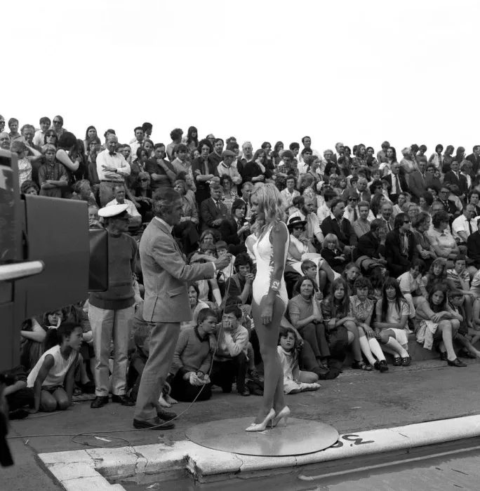 Framed Print : The Miss Tyne Tees Television beauty contest at Tynemouth Open Air Swimming Pool 24 July Framed Print : The Miss Tyne Tees Television beauty contest at Tynemouth Open Air Swimming Pool 24 July