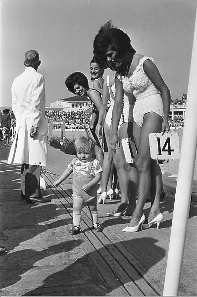 Miss UK contest 1964, Blackpools Open Air Bath 3rd September 1964