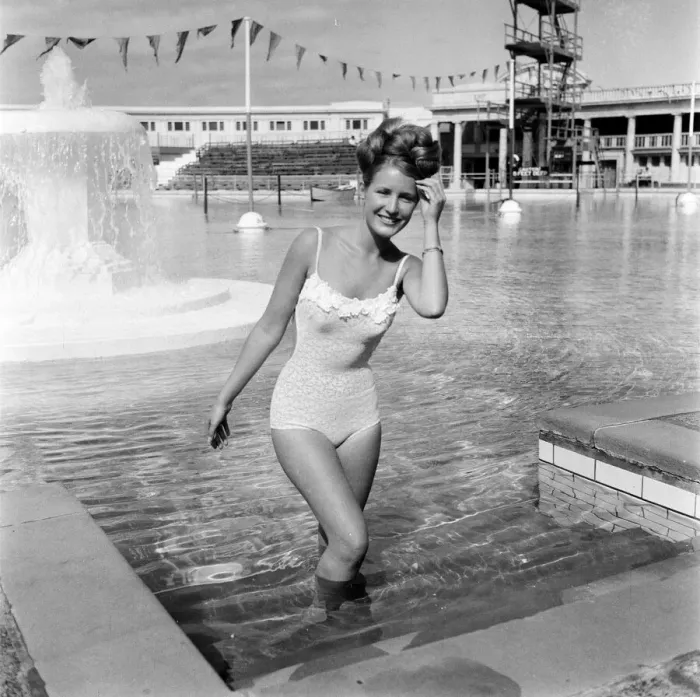 Framed Print : Miss UK contest 1965. Finalist Pamela Harrison aged 19. 9th September 1965