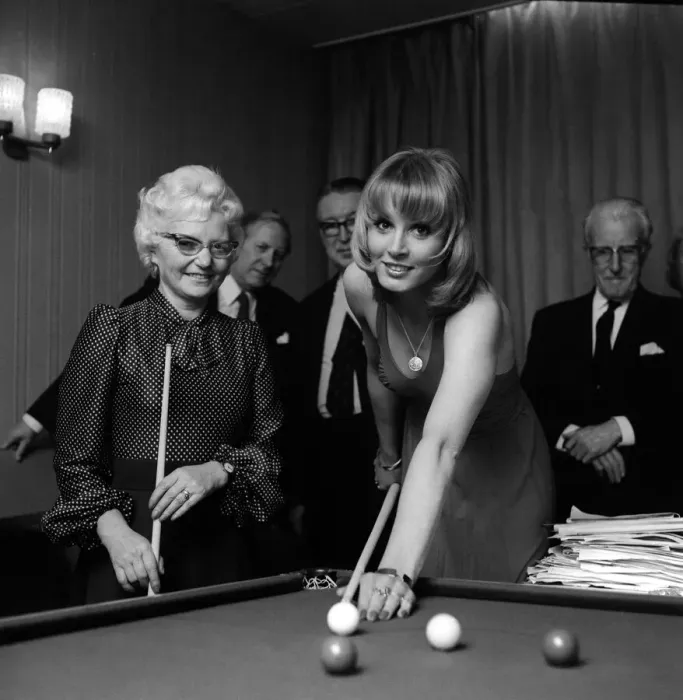 Framed Print : Miss World, Belinda Green on a visit to Tyneside on 10th January, 1973 Framed Print : Miss World, Belinda Green on a visit to Tyneside on 10th January, 1973