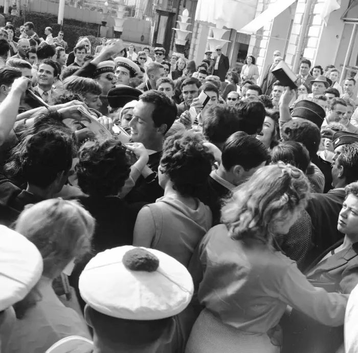 Framed Print : Mitzi Gaynor, American actress, singer & dancer receives help from french sailors as she