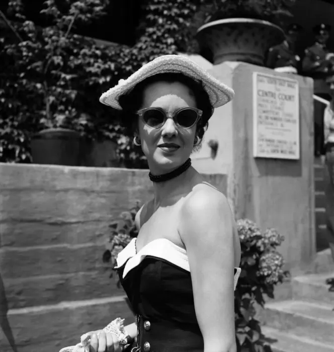Framed Print : Model Angela Lane seen here at Wimbledon. June 1952 C3259 Framed Print : Model Angela Lane seen here at Wimbledon. June 1952 C3259