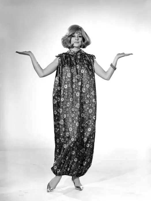 Framed Print : Model Marilyn Rickards seen here wearing a kaftan. Circa 1966 Framed Print : Model Marilyn Rickards seen here wearing a kaftan. Circa 1966