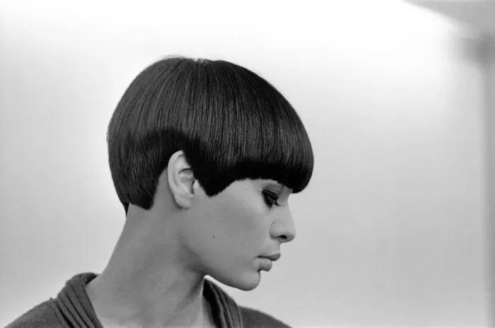 Framed Print : Model Sandra Mundy, with her boyish Mary Quant hair style