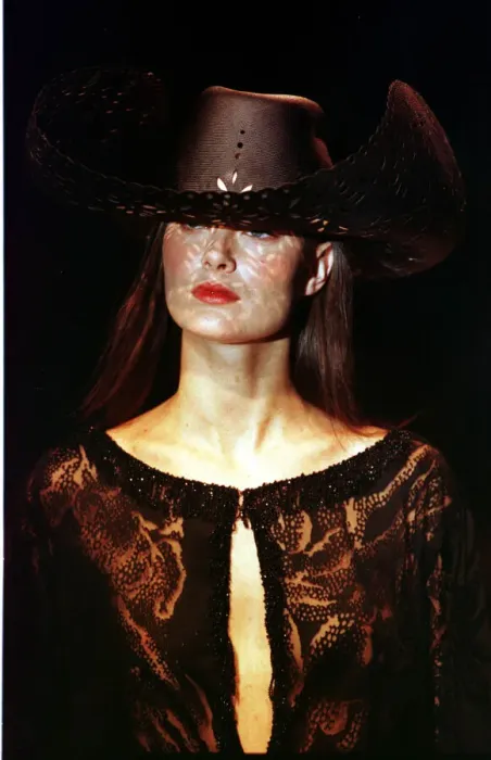 Framed Print : Model shows off one of Valentions creations at the Paris Fashion Week Framed Print : Model shows off one of Valentions creations at the Paris Fashion Week