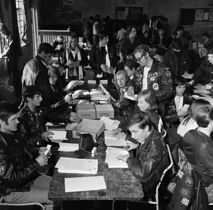 Framed Print : The mods and rockers were two conflicting British youth subcultures of the early to