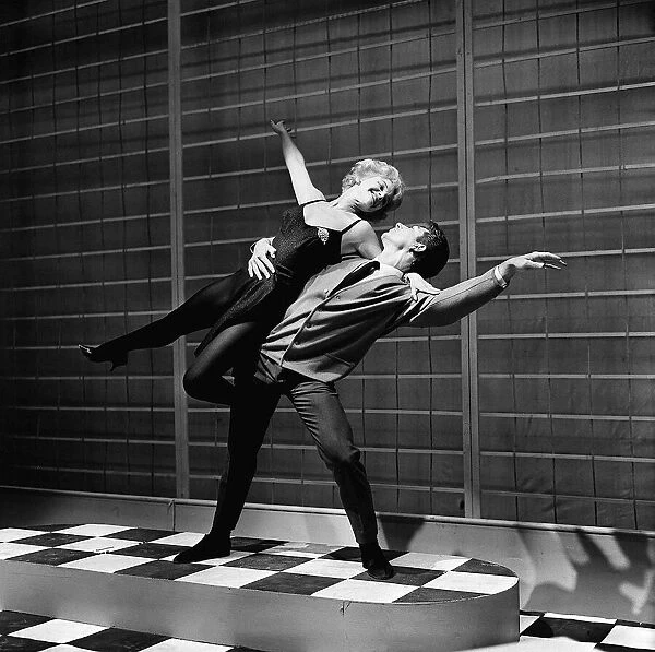 Moira Lister actress with ballet dancer John Daul Oct 1962 in a number