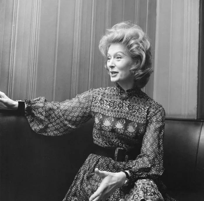 Framed Print : Moira Shearer in Teesside, December 1972. Our Picture Shows