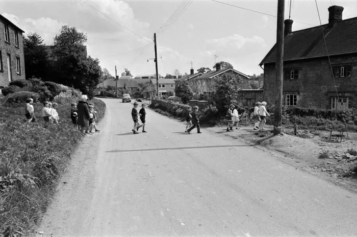 Framed Print : Mollington Village, near Banbury, Oxfordshire. 23rd May 1969