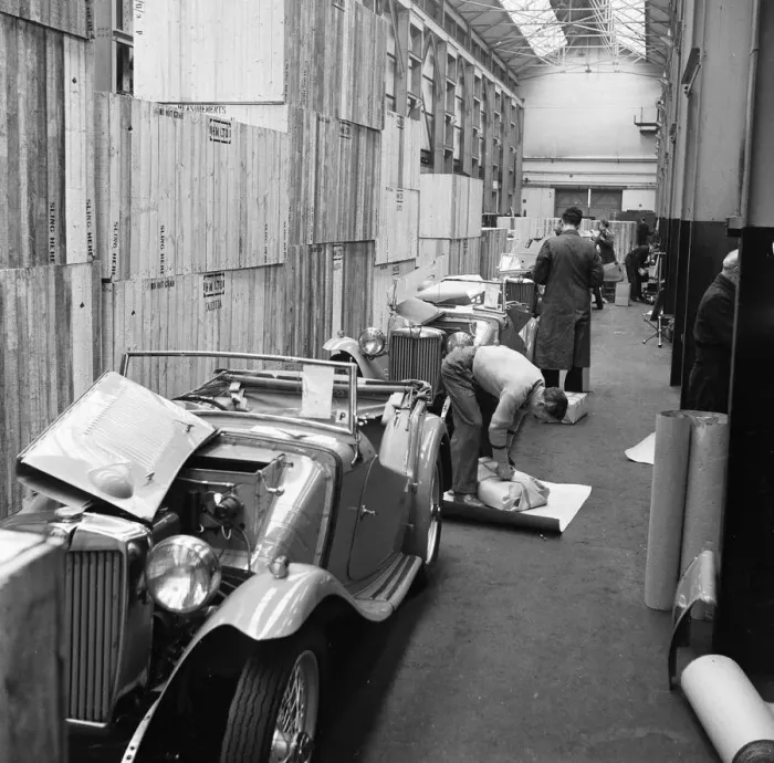 Framed Print : Morris MG Roadsters fresh off the production line await packing for export at Morris