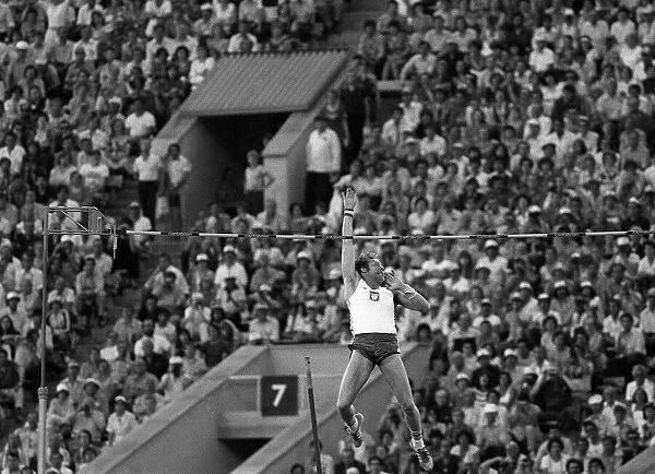 Moscow Olympic Games July1980 Wladyslaw kozakiewicz Sport Athletics Action pole