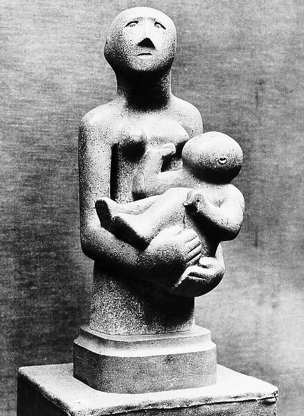 Mother & Child sculpture by Henry Moore sculptor. 1931