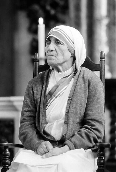 Mother Teresa July 1981 led the the congregation at St