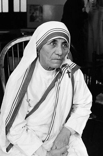 Mother Teresa pictured in London to plea for aid for the children of India who need