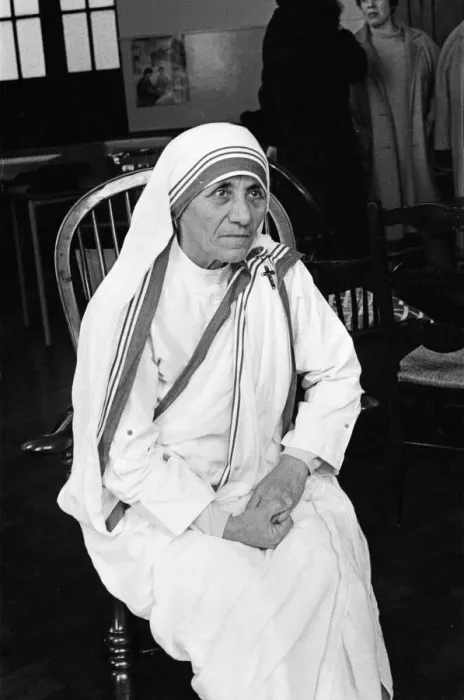 Framed Print : Mother Teresa pictured in London to plea for aid for the children of India who need Framed Print : Mother Teresa pictured in London to plea for aid for the children of India who need