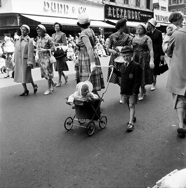 Mothers and babies taking part in the Manchesterr Whit Walks. June 1960 M4383-009