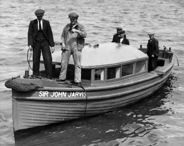 Framed Print : The motor boat given by Sir John Jarvis to the Earl Beatty Lodge of ex-naval men
