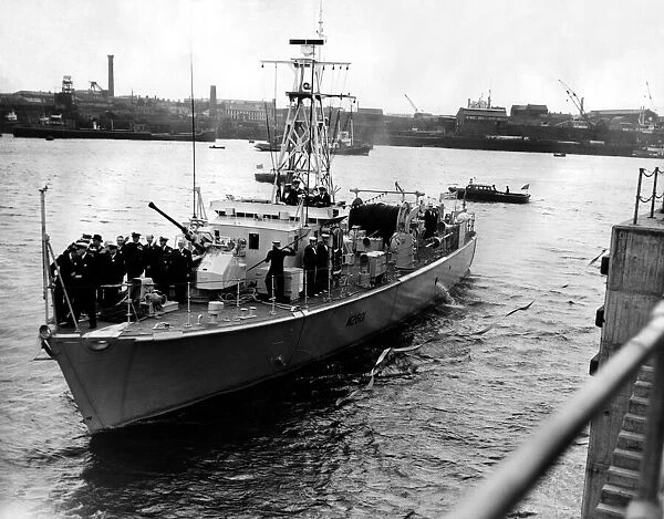 The motor minesweeper HMS Inglesham was the first of the 93 ships of the Ham-class of