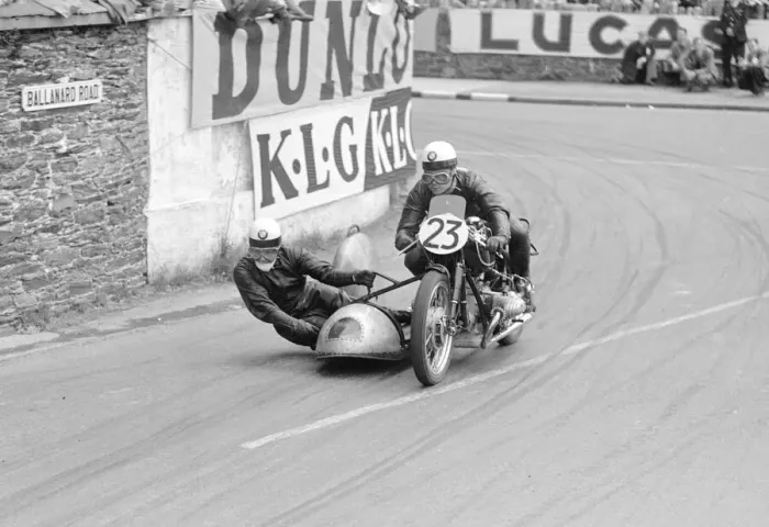 Framed Print : Motorcycle Racing Isle of Man TT Races June 1954 Ps W Noll