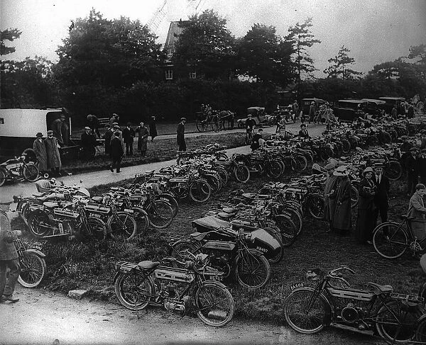 Motorcyles at Wimbledon early 1900