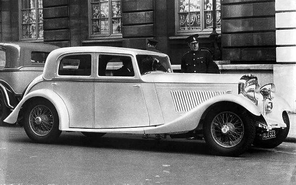 Motors Motor Racing Bentley 1933 two door Coupe September 1933