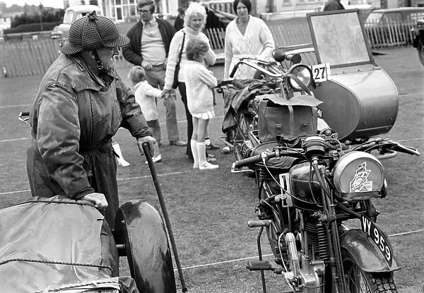 Motorsport: Action: I. O. M. TT Racing: Vintage Bikes and 3 Wheeler Cars on Display