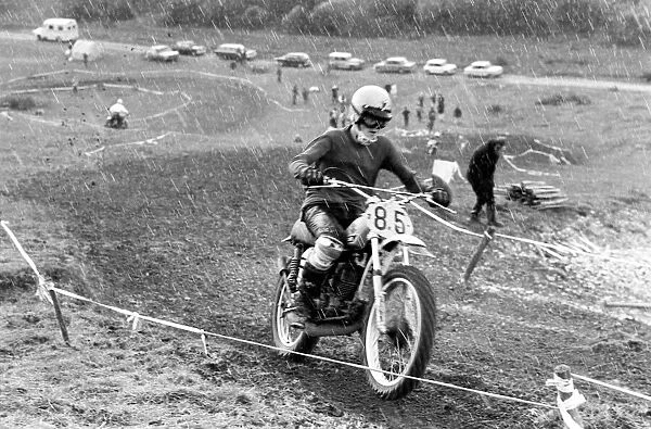 Motorsport  /  Children  /  Motorbike: Schoolboys Scramble. March 1975 75-01212-010