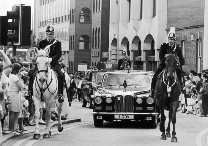 Framed Print : mounted policemen escort the Lord Mayors car at the head of the 1985 Coventry carnival Framed Print : mounted policemen escort the Lord Mayors car at the head of the 1985 Coventry carnival