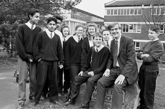 Framed Print : MP Graham Riddick with pupils from Moorend High School during a visit