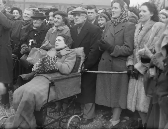 Framed Print : Mr Attlee. speaking in he Market square at wolverton Bucks during his election tour