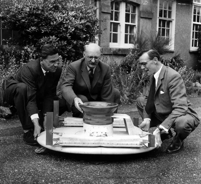 Framed Print : Mr Christopher Cockerell June 1959 Pictured at Cowes with model of his SRN1