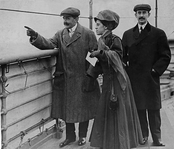 Mr Orville Wright (right) with is sister and Mr McCoy president of the Aero Club of