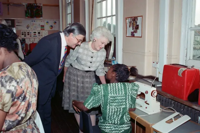 Framed Print : Mrs Barbara Bush, wife of the President of the USA, visits the Strand Adult Education Framed Print : Mrs Barbara Bush, wife of the President of the USA, visits the Strand Adult Education