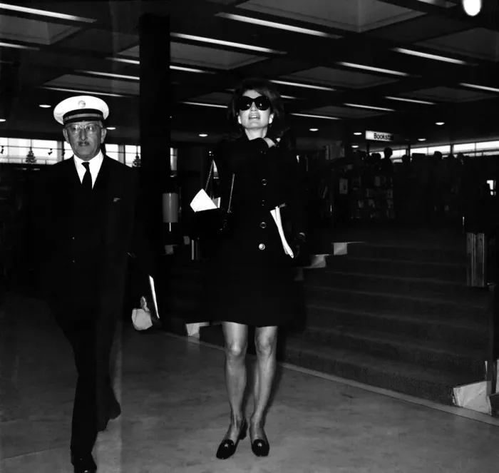 Framed Print : Mrs. Jacqueline Kennedy Onassis arrives at Heathrow Airport by Olympic Airways Framed Print : Mrs. Jacqueline Kennedy Onassis arrives at Heathrow Airport by Olympic Airways