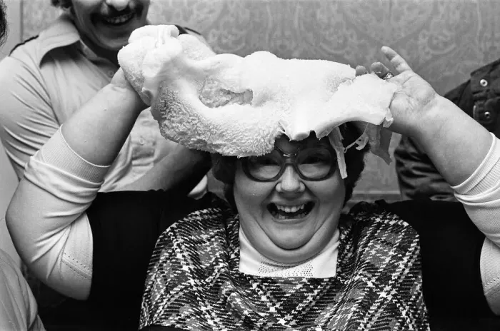 Framed Print : Mrs Kathleen Blackburn of Cowling, Yorkshire, is pictured as she prepares to tackle Framed Print : Mrs Kathleen Blackburn of Cowling, Yorkshire, is pictured as she prepares to tackle