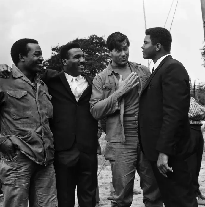 Framed Print : Muhammad Ali (Cassius Clay), took a rest ahead of his upcoming title fight with Brian Framed Print : Muhammad Ali (Cassius Clay), took a rest ahead of his upcoming title fight with Brian